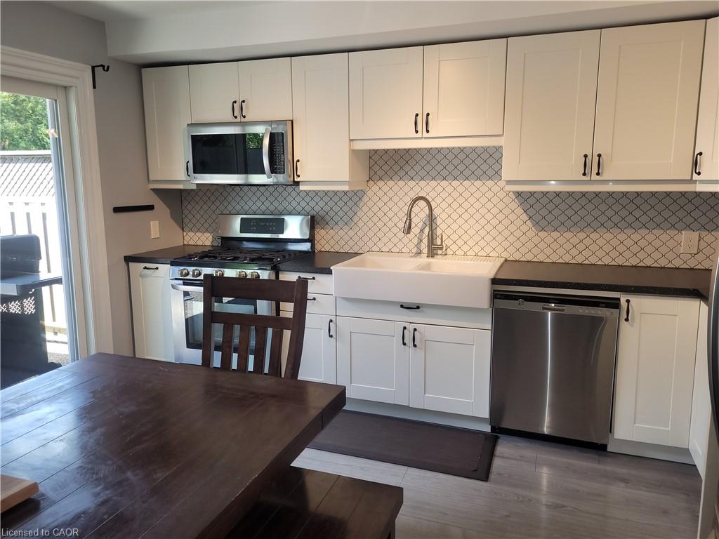 23 Bentley Place Property Photo 8
