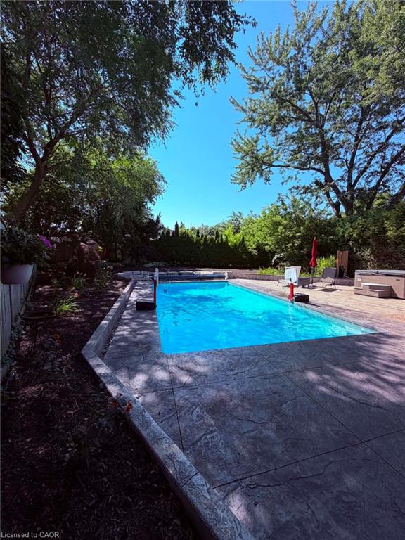 23 Bentley Place Property Photo 34
