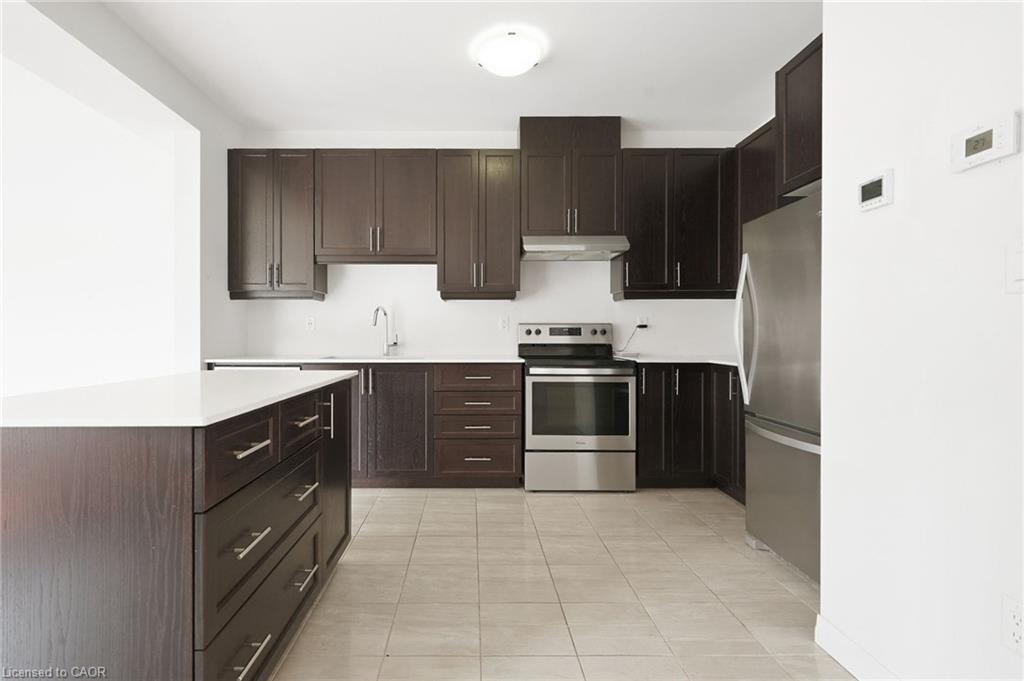3996 Crown Street Property Photo 4