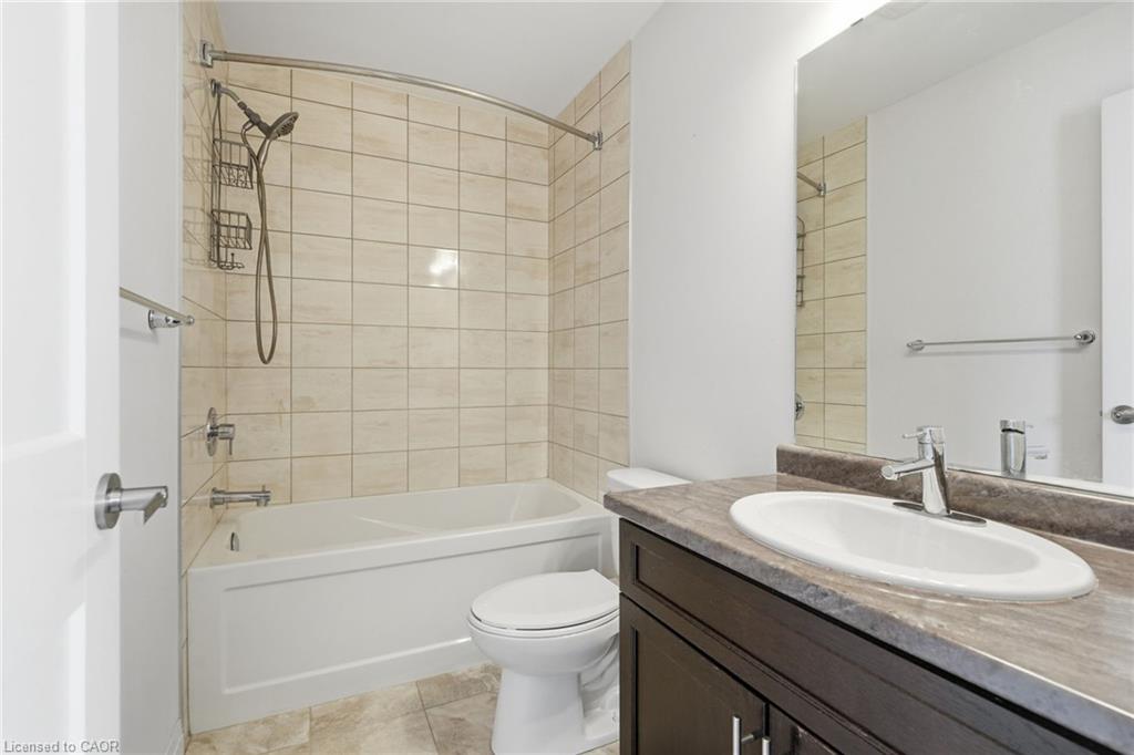 3996 Crown Street Property Photo 12