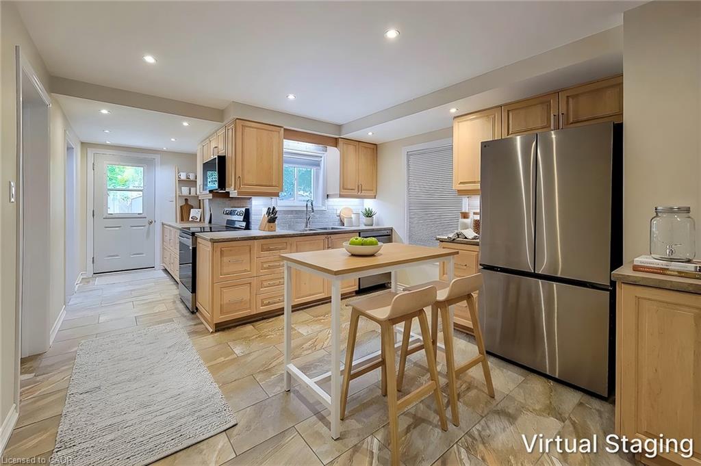 319 King Street W Property Photo 19