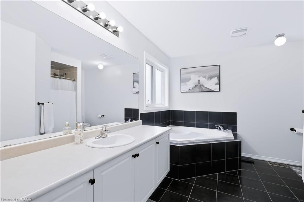 58 Bisset Avenue Property Photo 25