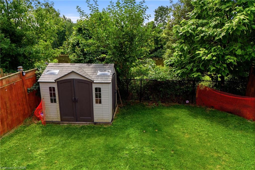 58 Bisset Avenue Property Photo 37