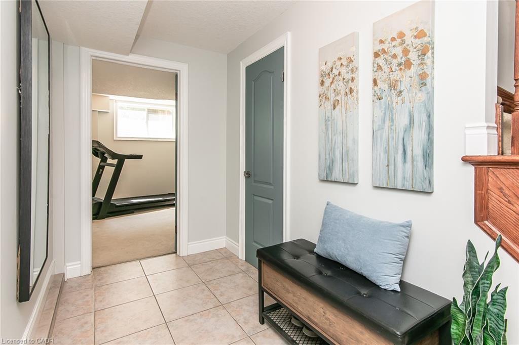 563 Woolgrass Avenue Property Photo 3