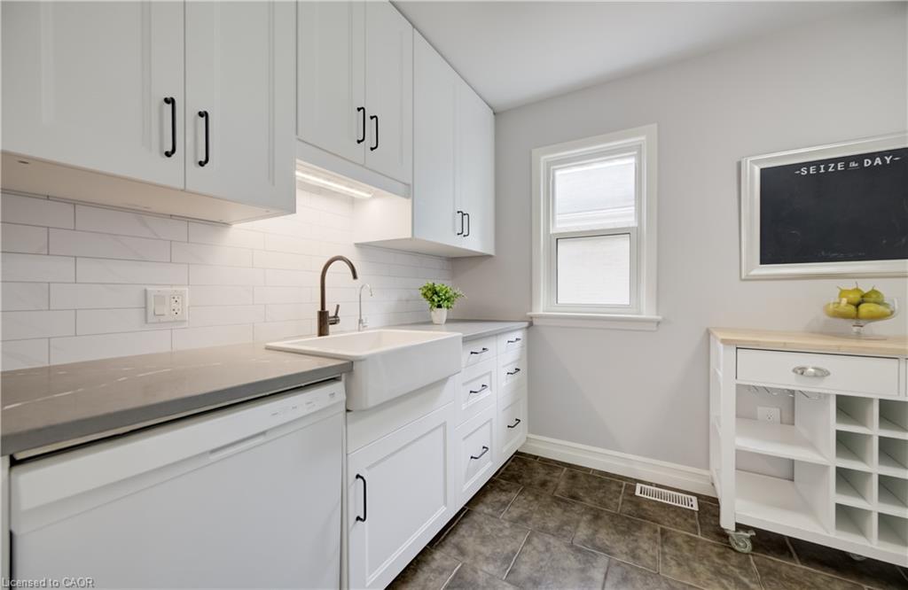 30 Indiana Street Property Photo 9