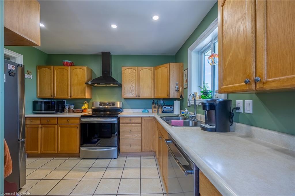 20 Port Ryerse Road Property Photo 7