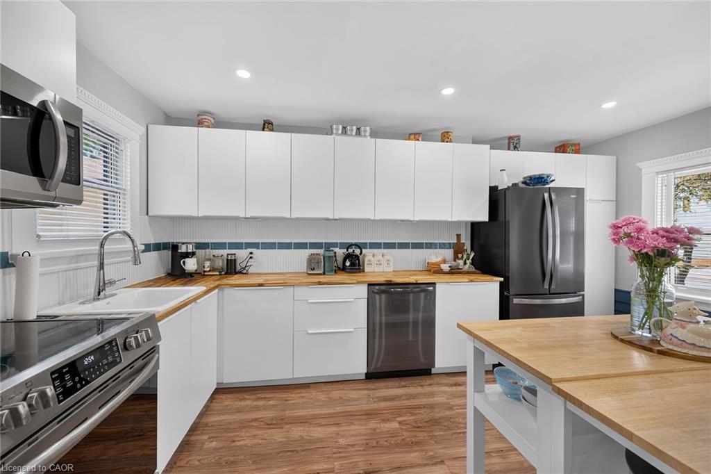 109 Hodgkins Avenue Property Photo 11