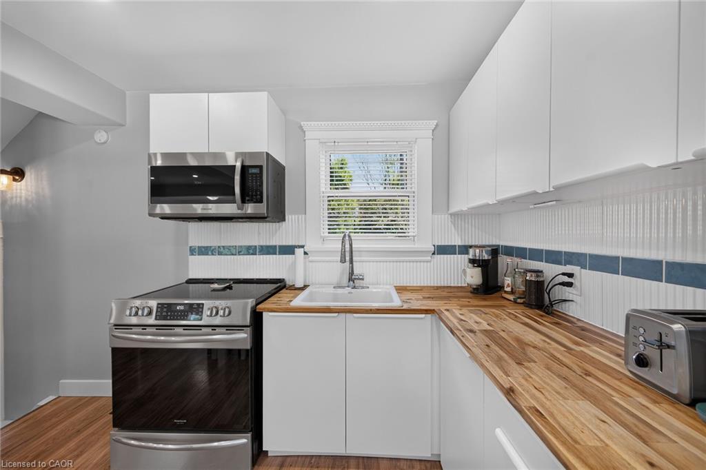 109 Hodgkins Avenue Property Photo 13