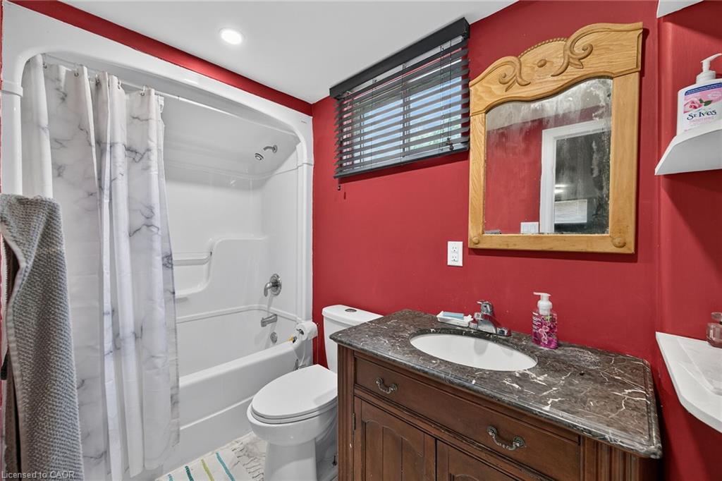 109 Hodgkins Avenue Property Photo 41