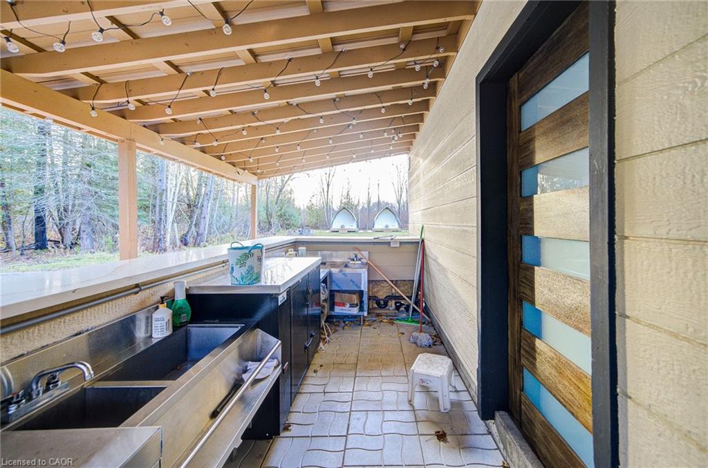 4909 Holborn Road Property Photo 8