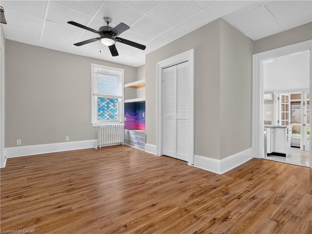 15 Catherine Street Property Photo 9
