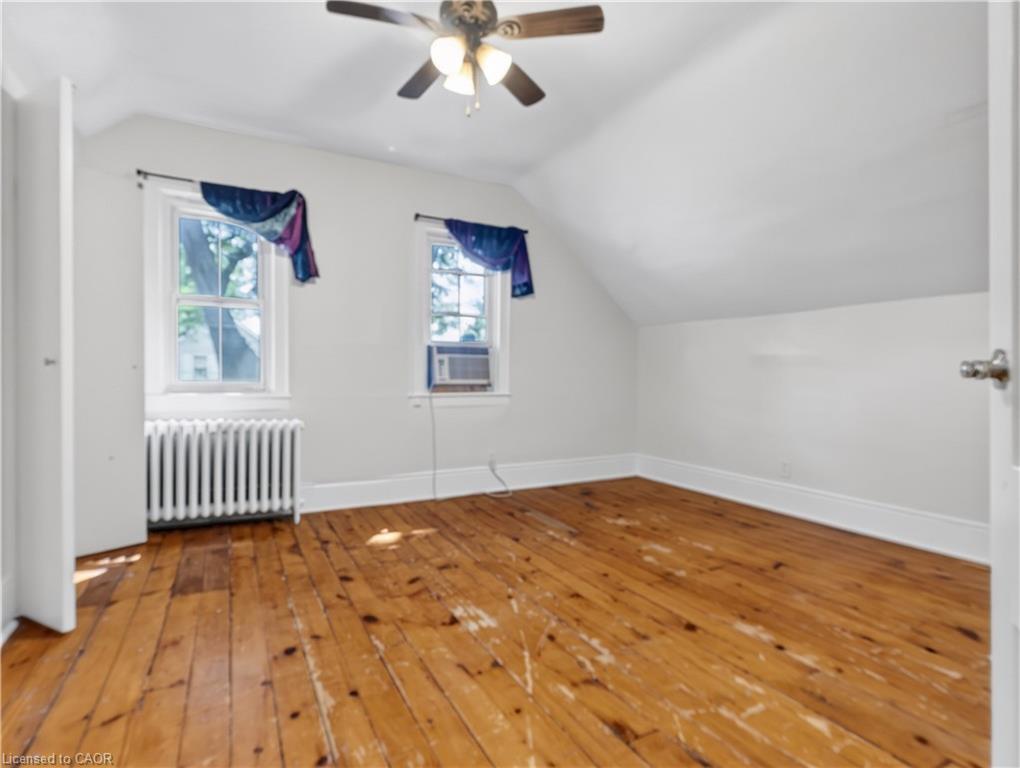 15 Catherine Street Property Photo 14