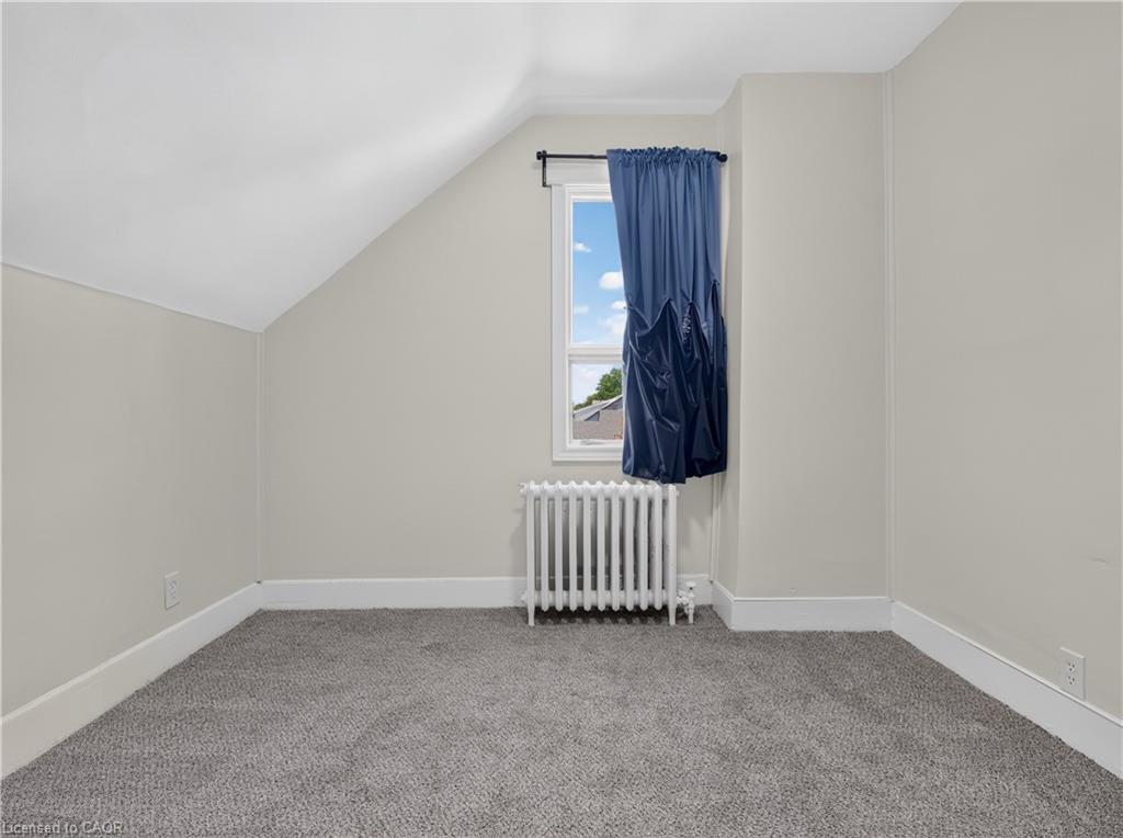 15 Catherine Street Property Photo 21
