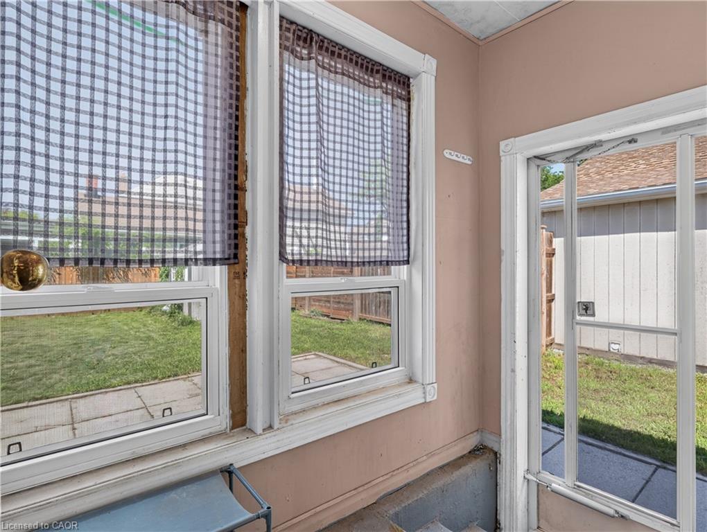 15 Catherine Street Property Photo 26