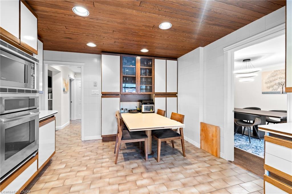 13 Mistflower Road Property Photo 16