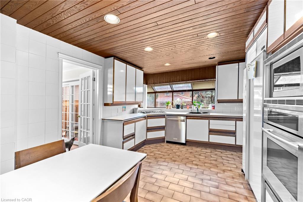 13 Mistflower Road Property Photo 17