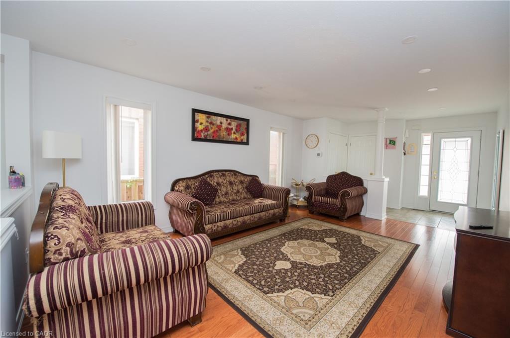 13-78 Peachwood Crescent Property Photo 15