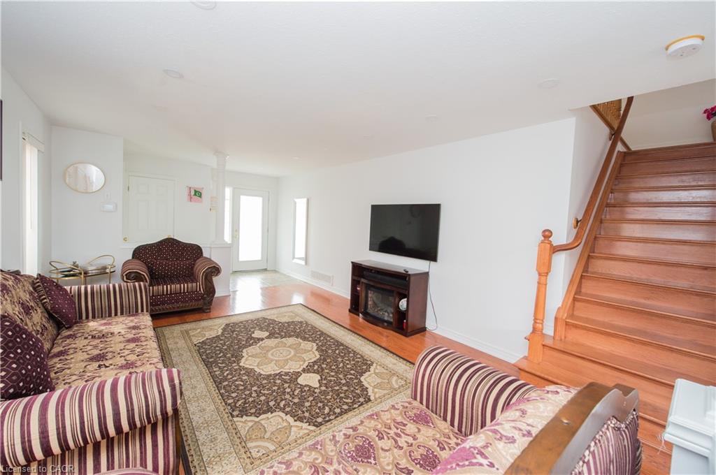 13-78 Peachwood Crescent Property Photo 16