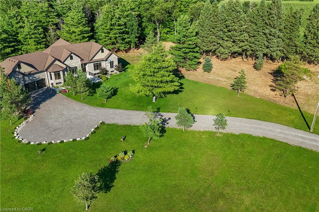986 Highway 8 Property Photo 1