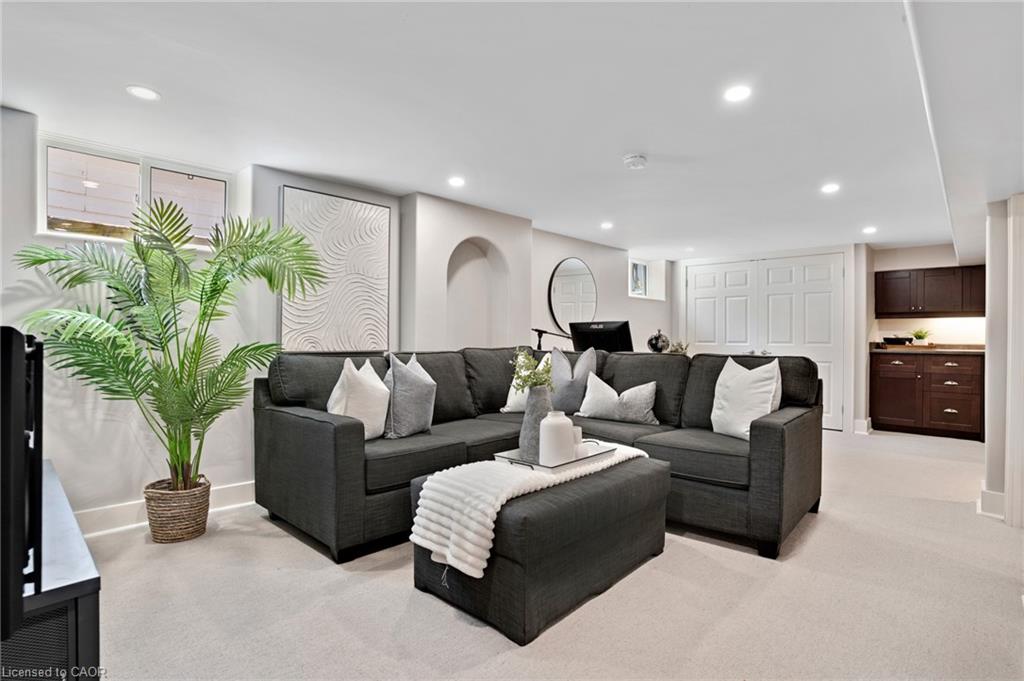 18 West River Street Property Photo 30