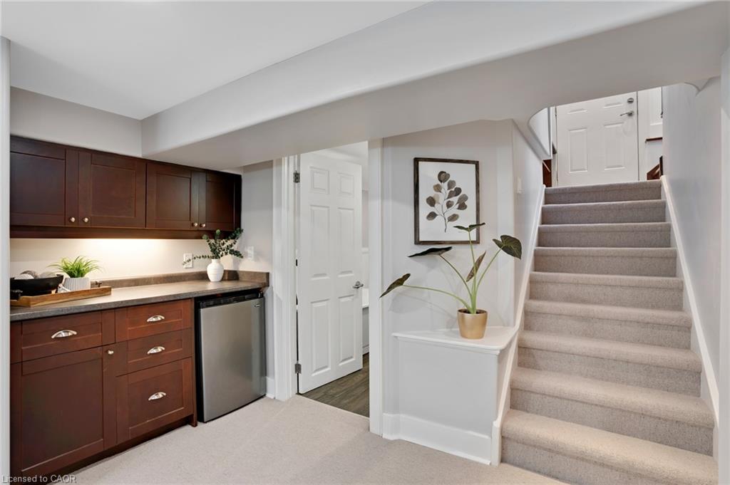 18 West River Street Property Photo 33