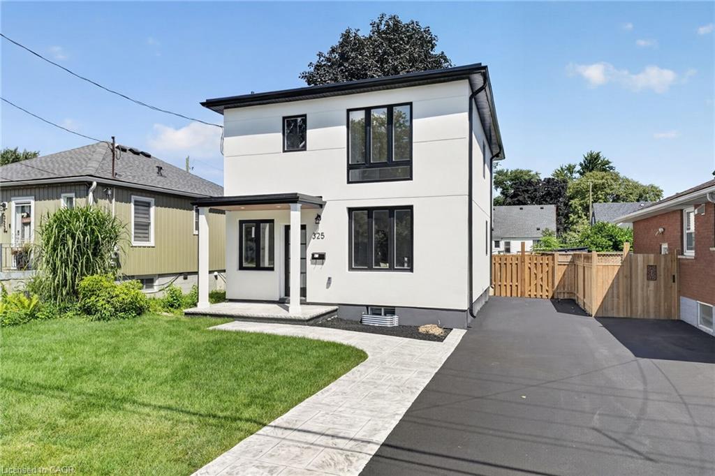 325 Queensdale Avenue E Property Photo 3