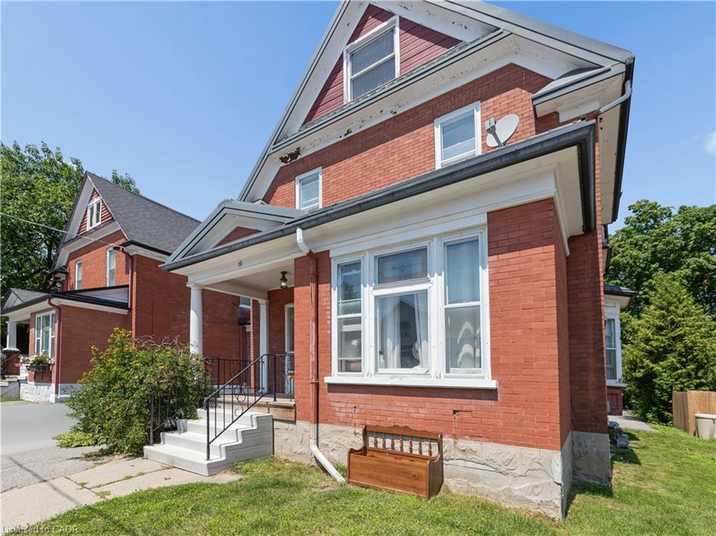 A-36 Princess Street E Property Photo 1
