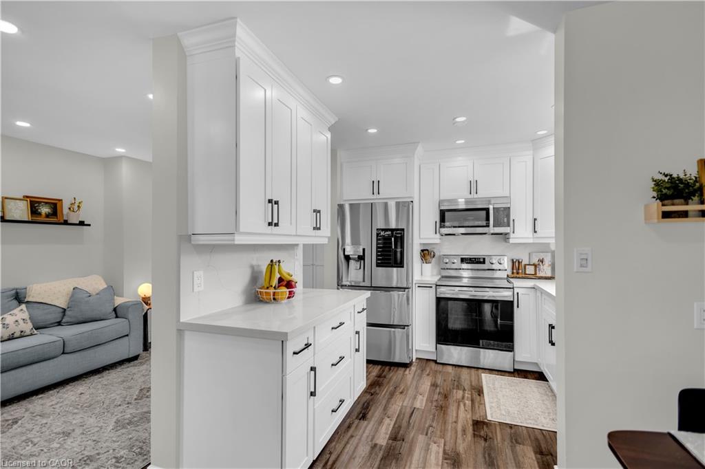 48 Kathleen Street Property Photo 11