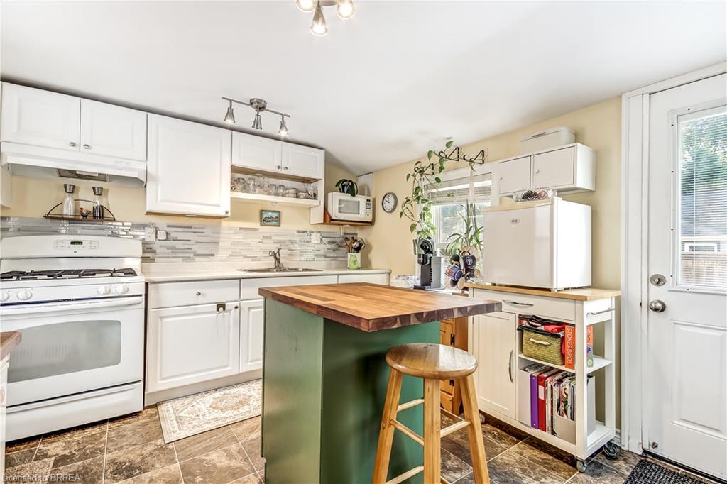 6 Tolhurst Avenue Property Photo 11