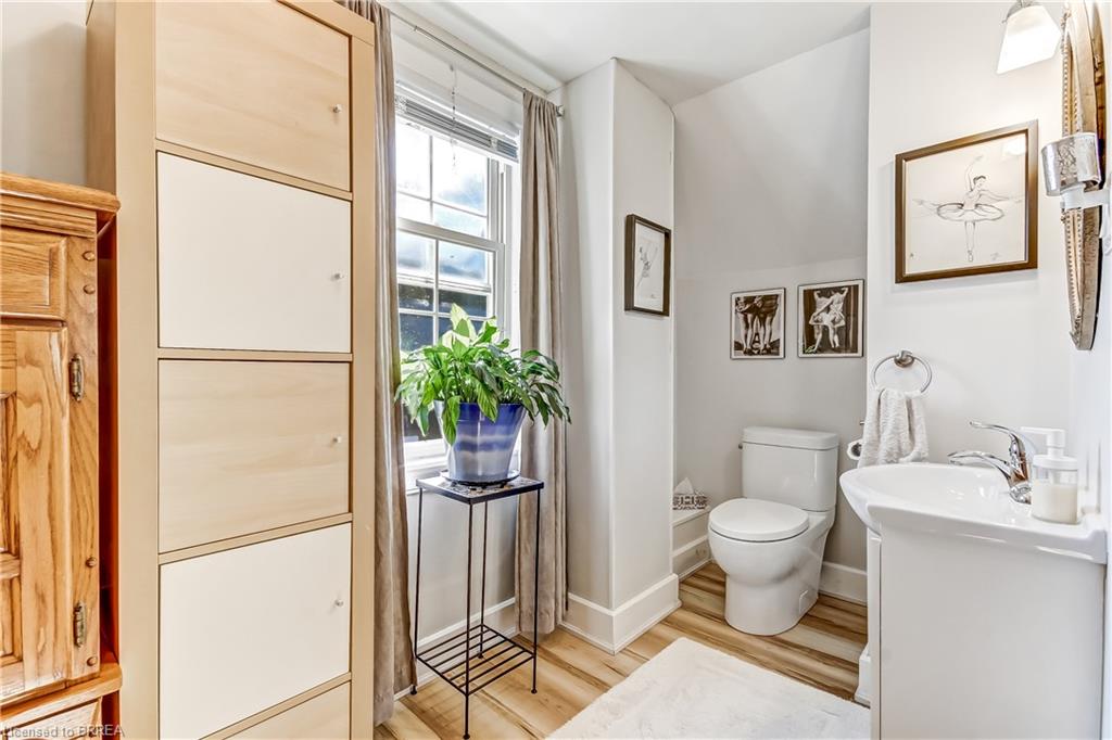6 Tolhurst Avenue Property Photo 17