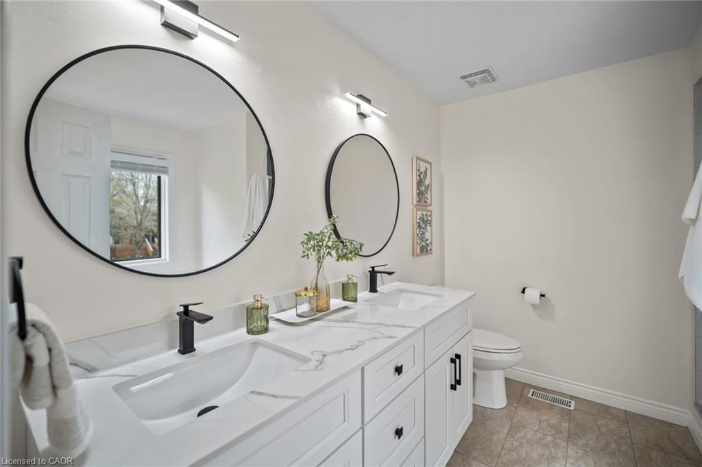 10-320 Hamilton Drive Property Photo 23