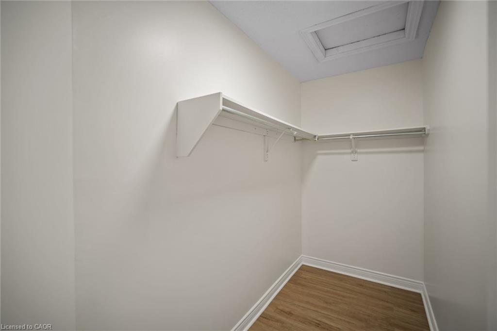 10-320 Hamilton Drive Property Photo 28