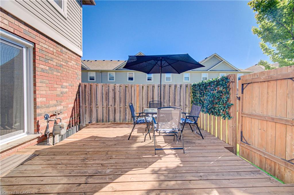 37-124 Gosling Gardens Property Photo 35