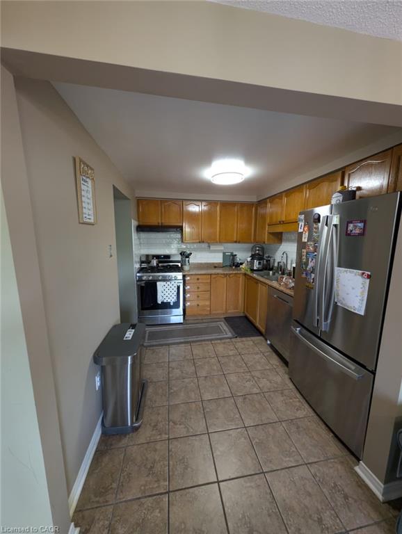466 Bankside Drive Property Photo 20