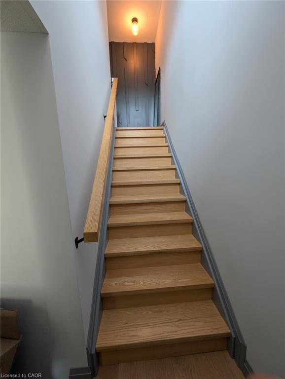 466 Bankside Drive Property Photo 21