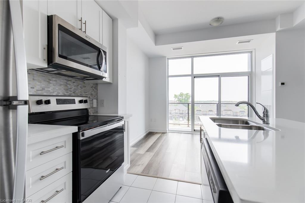 416-450 Dundas Street E Property Photo 14