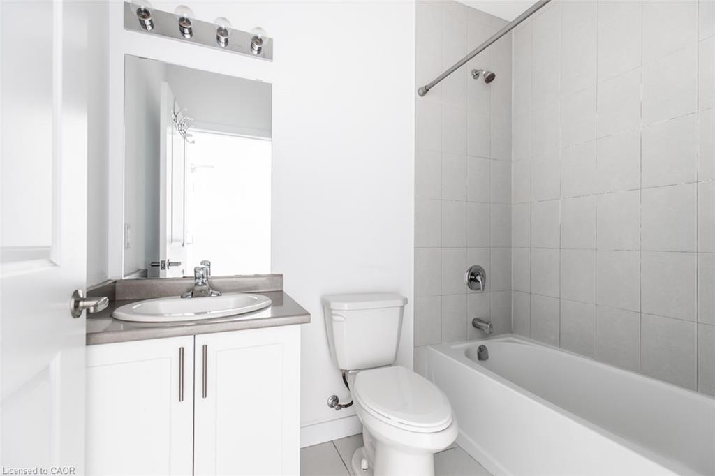 416-450 Dundas Street E Property Photo 25