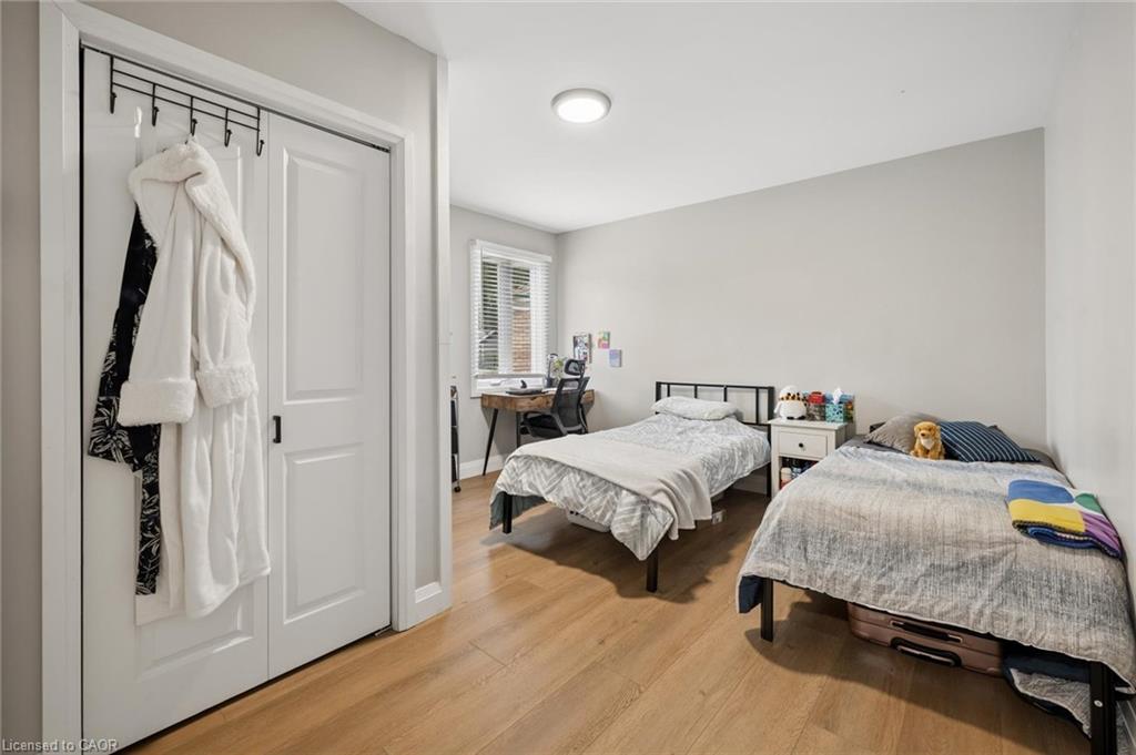 1030 Queens Boulevard Property Photo 19