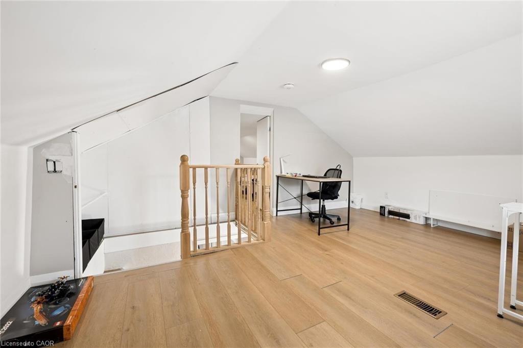 1030 Queens Boulevard Property Photo 23