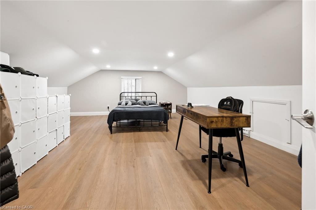 1030 Queens Boulevard Property Photo 25