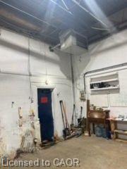 866 Phillip Street Property Photo 6