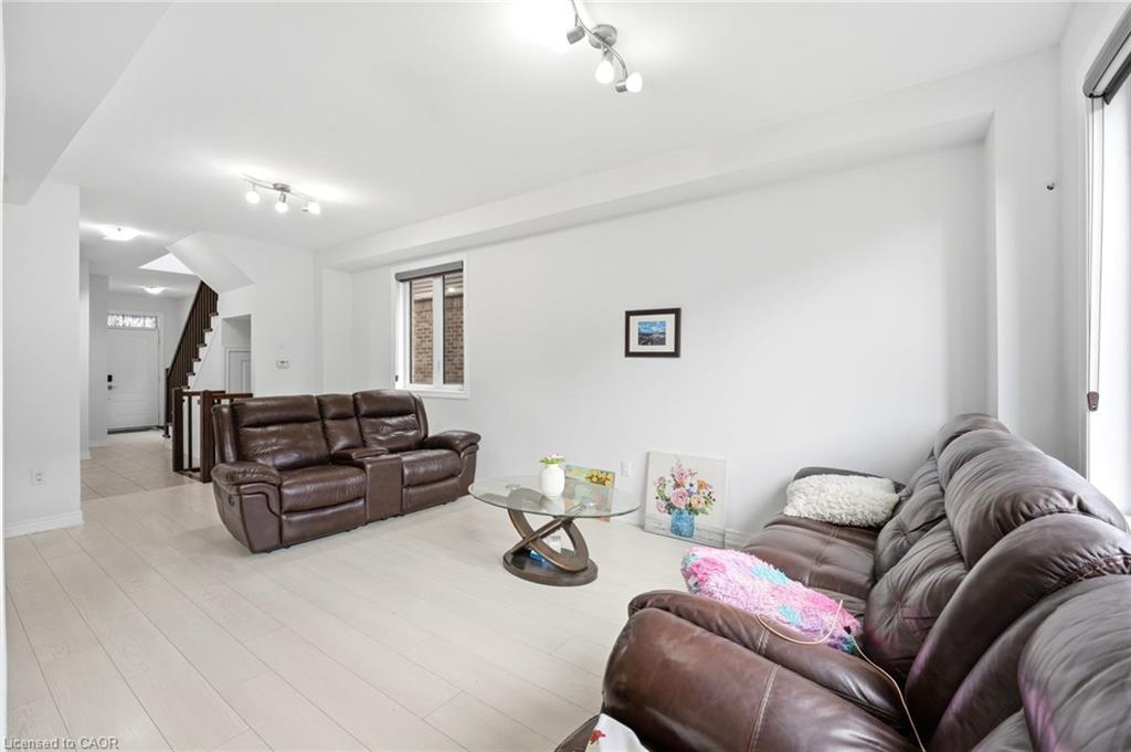 49-1890 Rymal Road Property Photo 9
