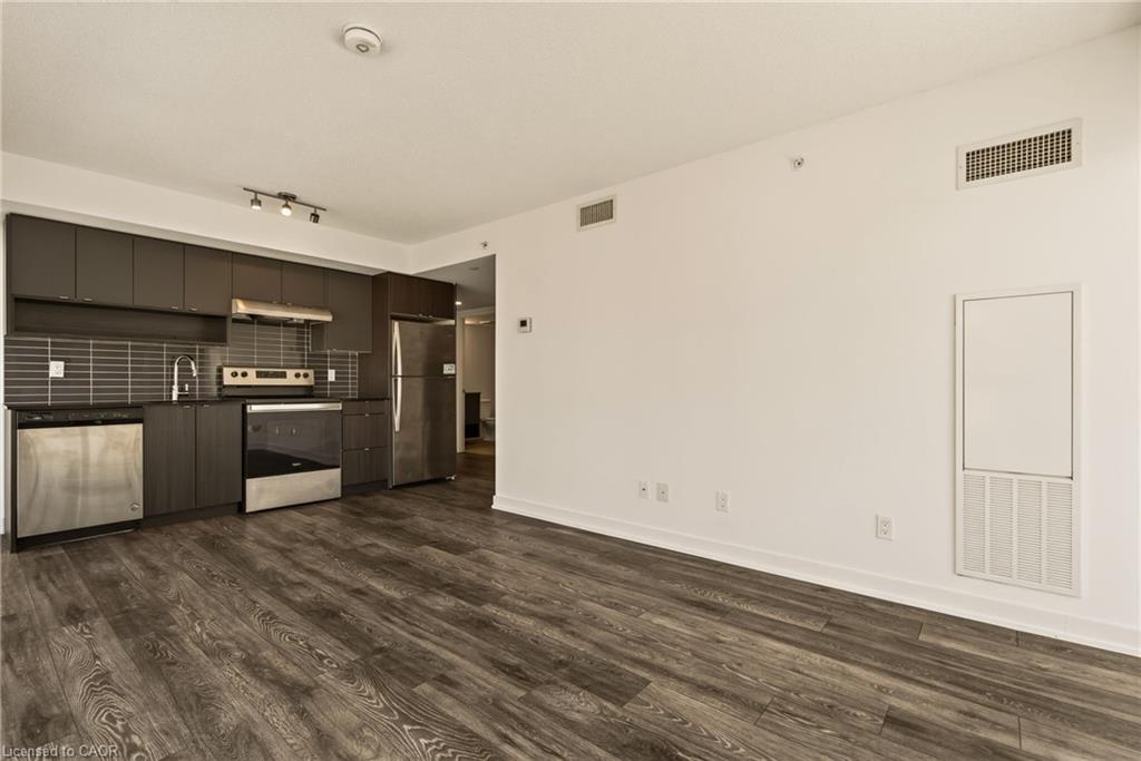 B323-1119 Cooke Boulevard Property Photo 18