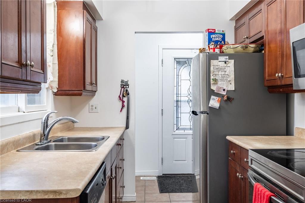 97 Guildwood Drive Property Photo 12