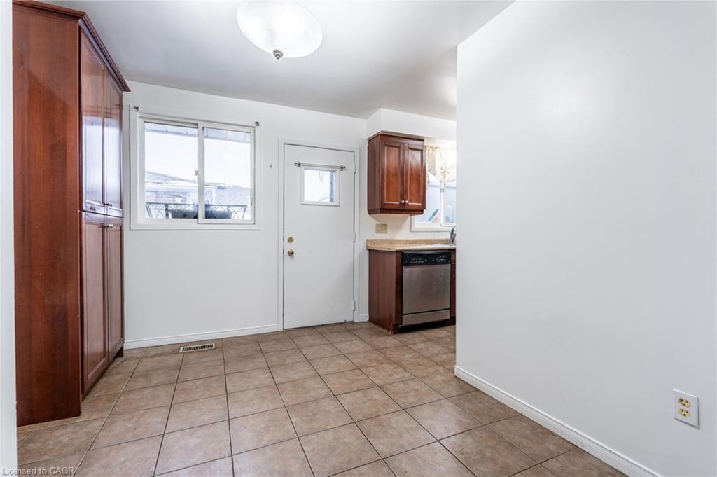 97 Guildwood Drive Property Photo 16