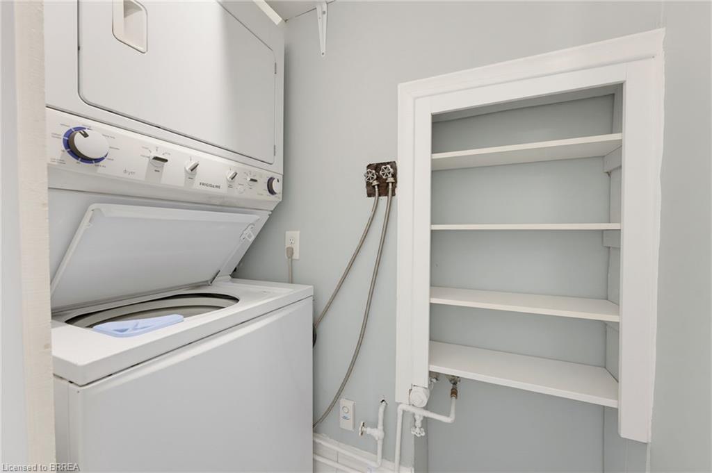 112 Grand River Avenue Property Photo 26