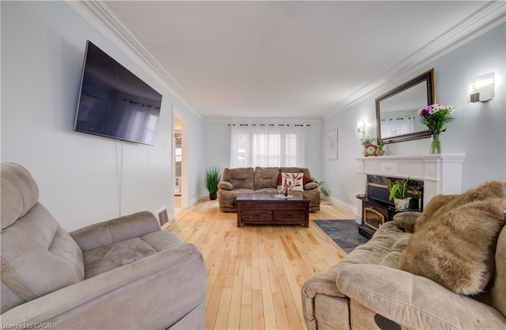 76 Brentwood Avenue Property Photo 11