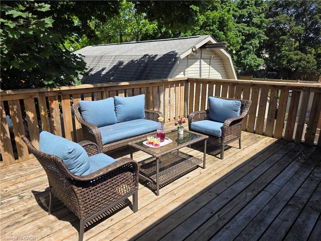 76 Brentwood Avenue Property Photo 16