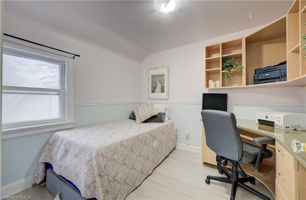 76 Brentwood Avenue Property Photo 17