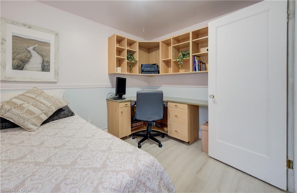 76 Brentwood Avenue Property Photo 18